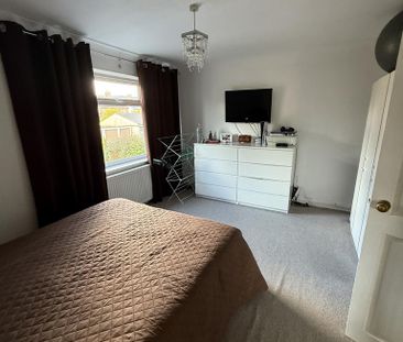 3 bedroom terraced house to rent - Photo 3