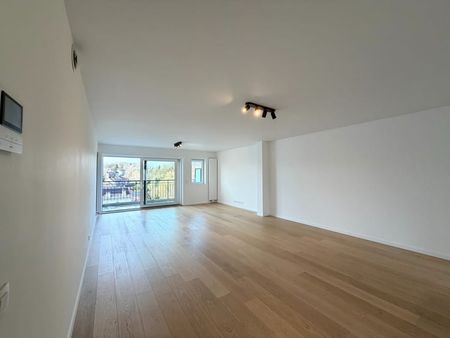 Appartement te huur - Photo 3