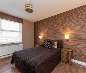 Chillingham Road, Heaton, Newcastle Upon Tyne - Photo 6