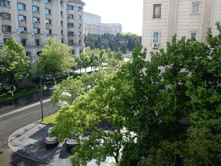 Parcul Izvor, vedere Parlament, Natiunile Unite - Photo 5