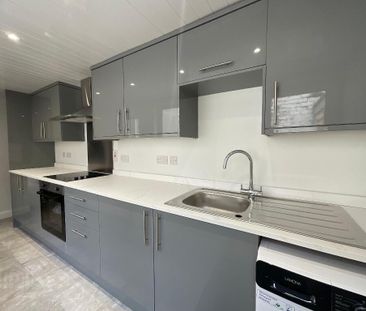 16 Rutherglen Street, Belfast, BT13 3LS - Photo 6