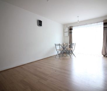 Bennett Close, Hounslow - Photo 1