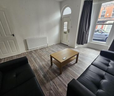 4 bedroom house to rent - Photo 1