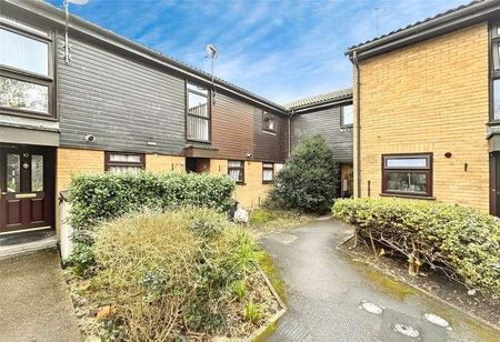 Lambourne Court, St. Johns Close, Uxbridge, UB8 - Photo 3