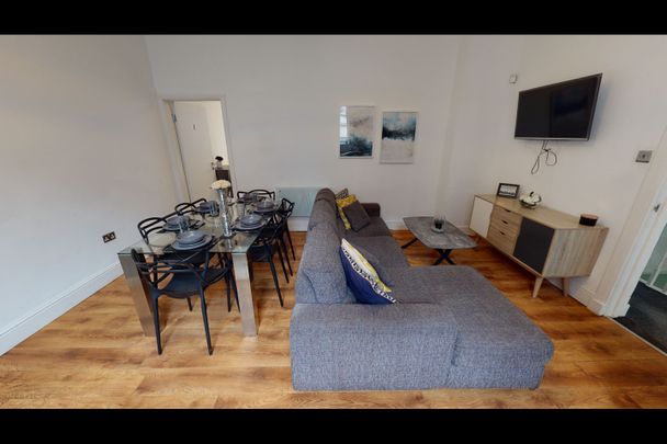 4 Bed Flat, Bold Street, L1 - Photo 1