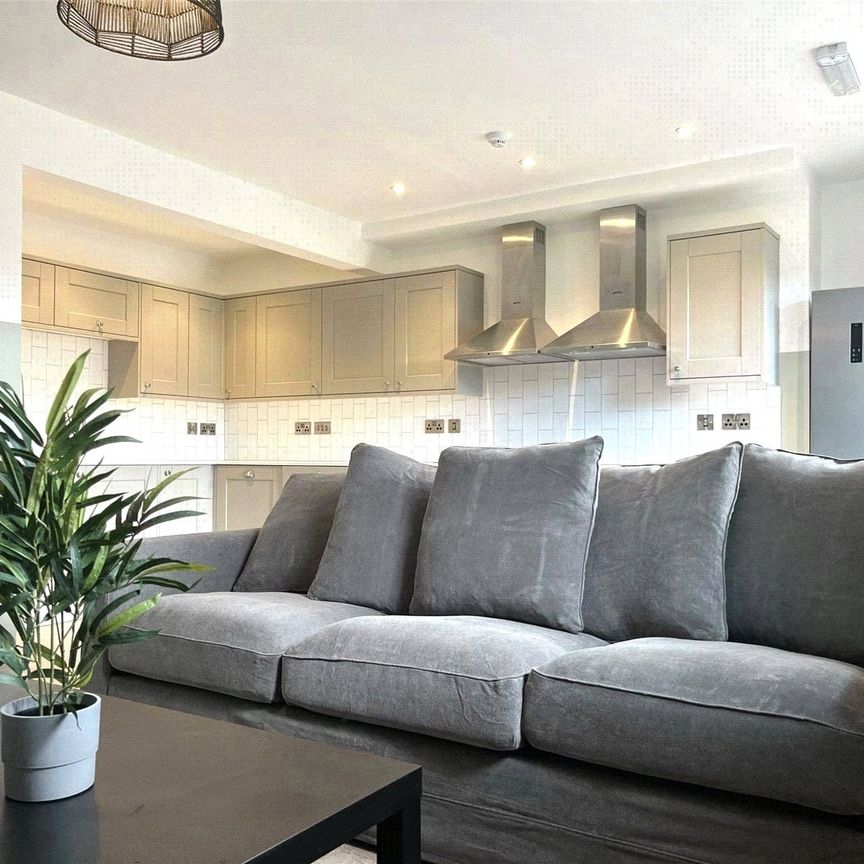 Ninth Avenue, Filton - Photo 1