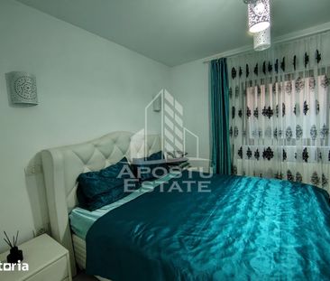 Apartament modern de inchiriat, 2 camere, 2 locuri de parcare, Giroc - Photo 2