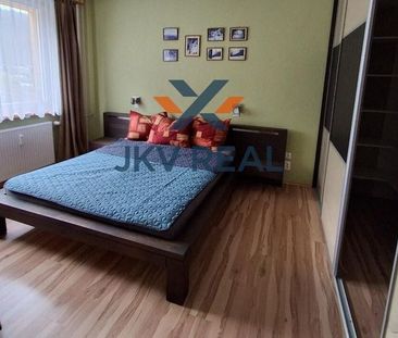 Zariadený 2-izbový byt, 2 loggie, výťah - Fotografia 1