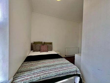 5 bedroom house share to rent - Photo 4