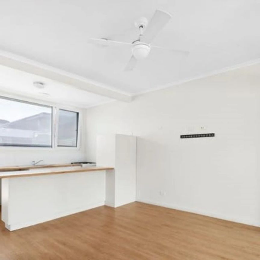 2/330 Greenhill Road, - Photo 1