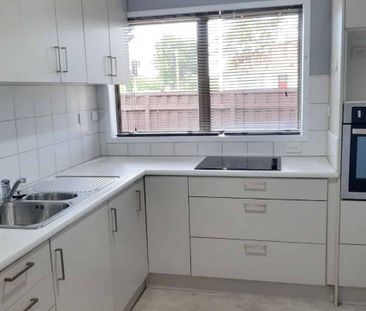 Comfortable Well Presented Family Home - Photo 4