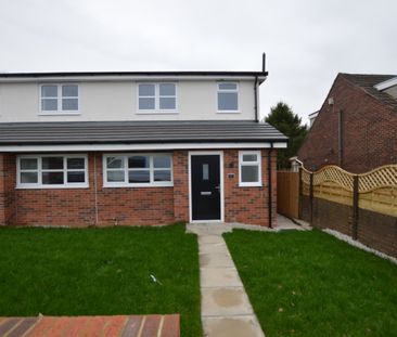 3 Bedroom Semi-Detached House - Photo 1