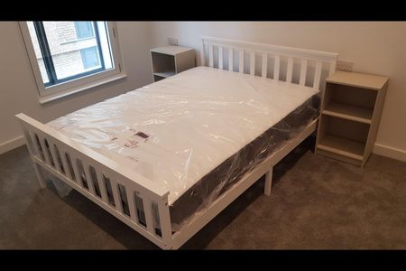 2 Bed Flat, Wharf End, M17 - Photo 5