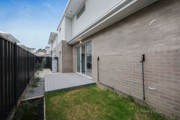 1/6 Thorpe Street, Newport - Photo 1