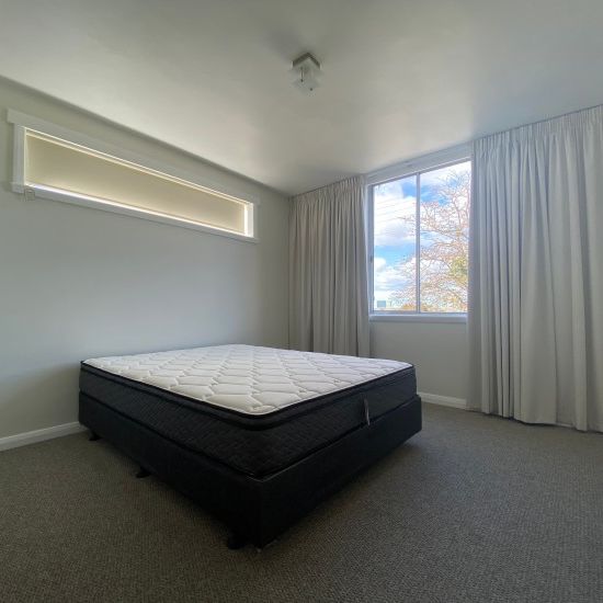 Neat & Tidy Unit Close to CBD - Photo 1