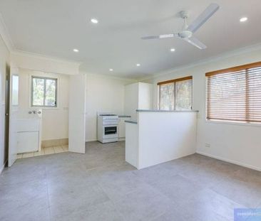 36 Glastonbury Drive, Bethania - Photo 6