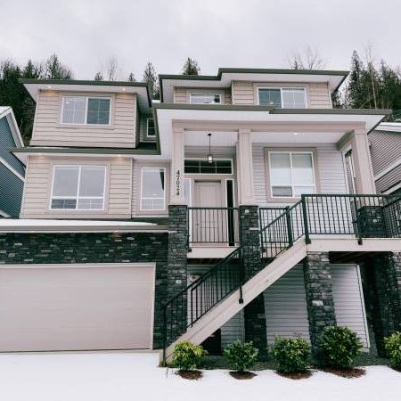 Executive Home on Quarry Rd. - Photo 4