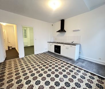 APPARTEMENT TYPE 2 AVEC COUR - AMIENS - Photo 3