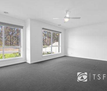 Family Home in Epsom - Photo 2