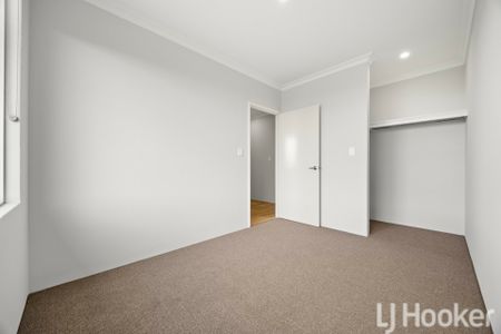 Contemporary Comfort Just Moments from the Coast - Photo 4