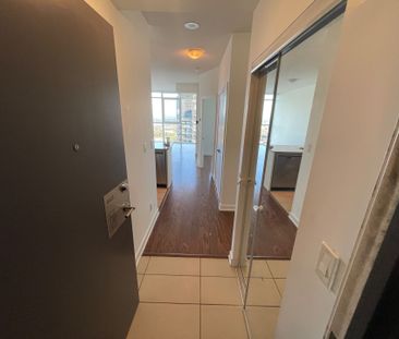 For Lease - 4070 Confederation Parkway Unit# 4403, Mississauga, Ont... - Photo 2