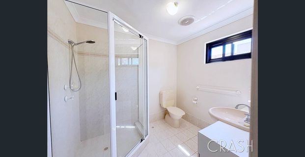 3x2 Tuscan-Inspired Home, Golf Course Retreat in Peaceful Connolly - Photo 1