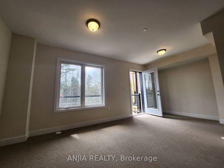 For Lease - 104 Credit Lane, Richmond Hill, Ontario - Photo 2