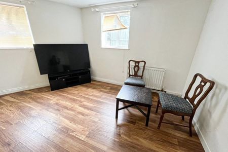 Abbey Street - Photo 2