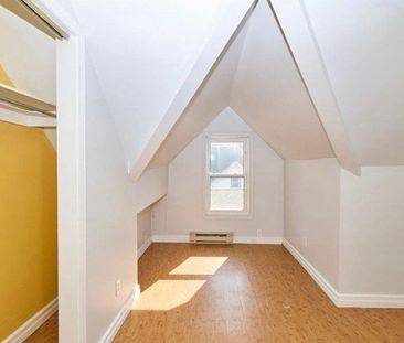 For Lease - 4679 Second Avenue Unit# Upper, Niagara Falls, Ontario - Photo 1