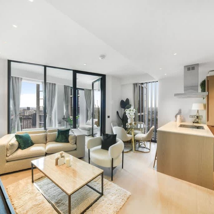 Nine Elms Lane River Park Tower SW8 - Photo 1