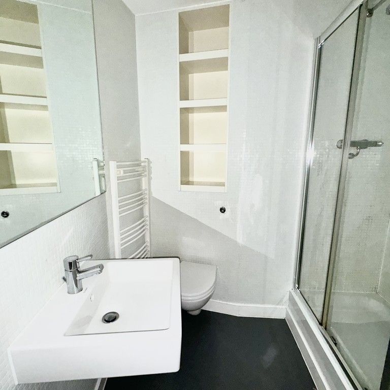 B2 4PE, Birmingham - Photo 1