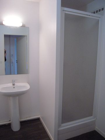 Location Appartement 2 pièces 37m² GUER 56380 - Photo 4