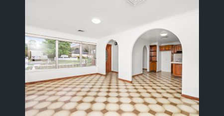 Tidy Three Bedroom Home in a Great Location! - Photo 3