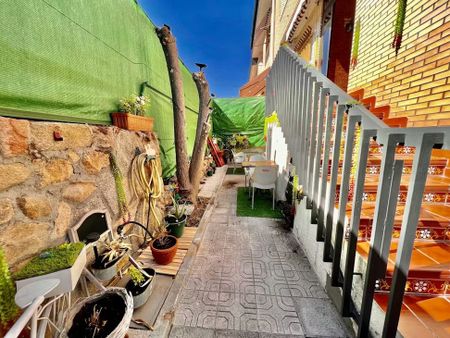 Calle de Valencia, Pozuelo de Alarcón, Community of Madrid 28223 - Photo 4