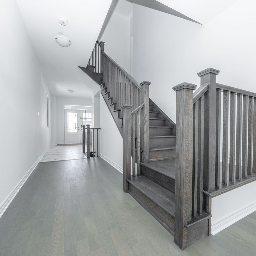 For Lease - 3430 Braeside Way, Pickering, Ontario - Photo 1