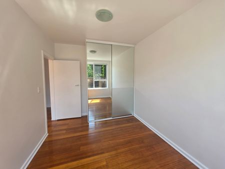 2/35 Dunoon Street, Murrumbeena VIC 3163 - Apartment For Rent | Domain - Photo 5