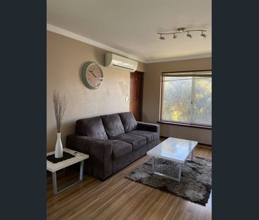 Furnished Riverside Living - Ideal for FIFO or Low-Maintenance Living - Photo 4