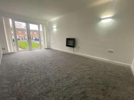 Barons Court, Failsworth, Manchester, M35 - Photo 2