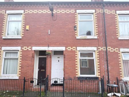 2 bedroom terraced house to rent - Photo 5