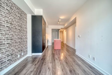 For Lease - 33 Helendale Avenue Unit# 1307, Toronto, Ontario - Photo 4