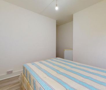 1 bedroom property to rent - Photo 4