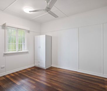 CONVENIENT BOOVAL LOCATION - Photo 2