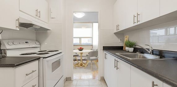 25 Stong Court - Photo 2