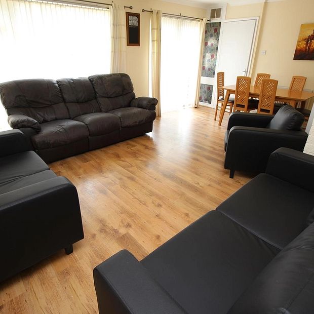 Somner Close, Canterbury, CT2 8LJ, Kent - Photo 1