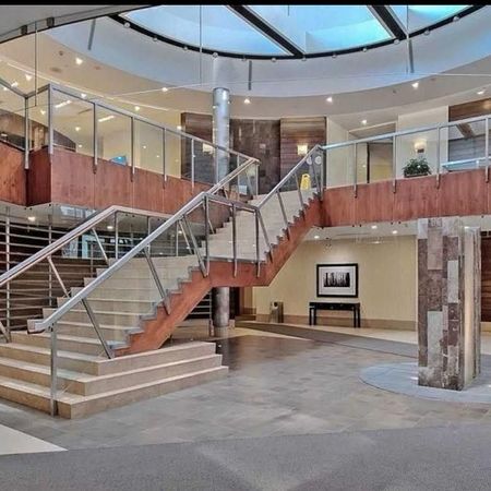 For Lease - 3880 Duke Of York Boulevard Unit# 1501, Mississauga, Ontario - Photo 4