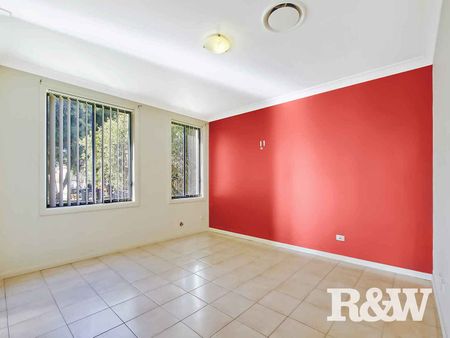3 Bond Place Oxley Park - Photo 2