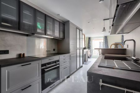 Appartement meublé en plein cœur du Vieux Versailles – 83 m² de charme et d'histoire - Photo 2