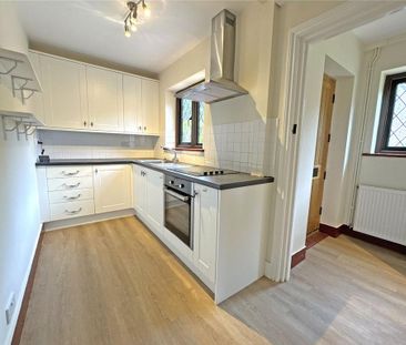 3 bedroom semi-detached house to rent - Photo 6