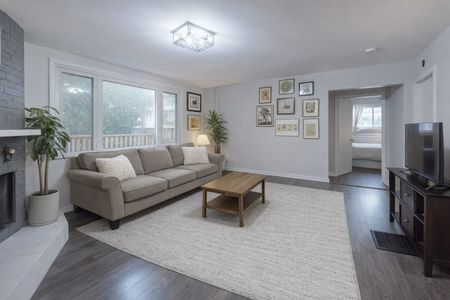 For Lease - 117 Hampton Avenue Unit# Main, Toronto, Ontario - Photo 4