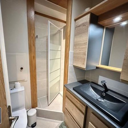 Location Appartement 1 pièce 29m² ST ARNOULT EN YVELINES 78730 - Photo 3